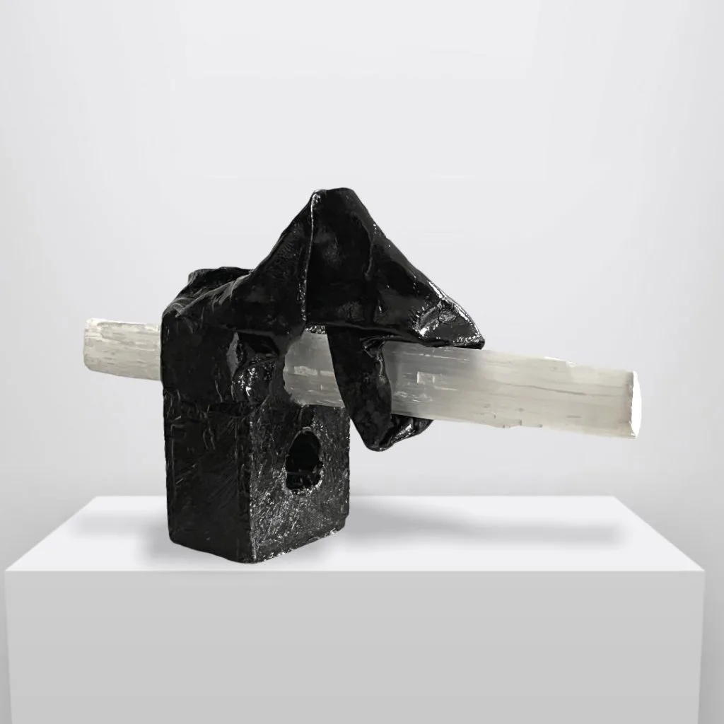 Hero artwork by Avi Saliman