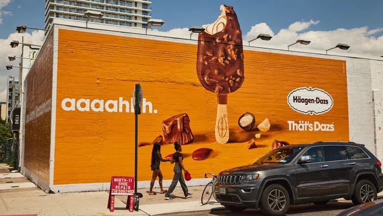 Häagen-Dazs ice cream bar mural on building exterior