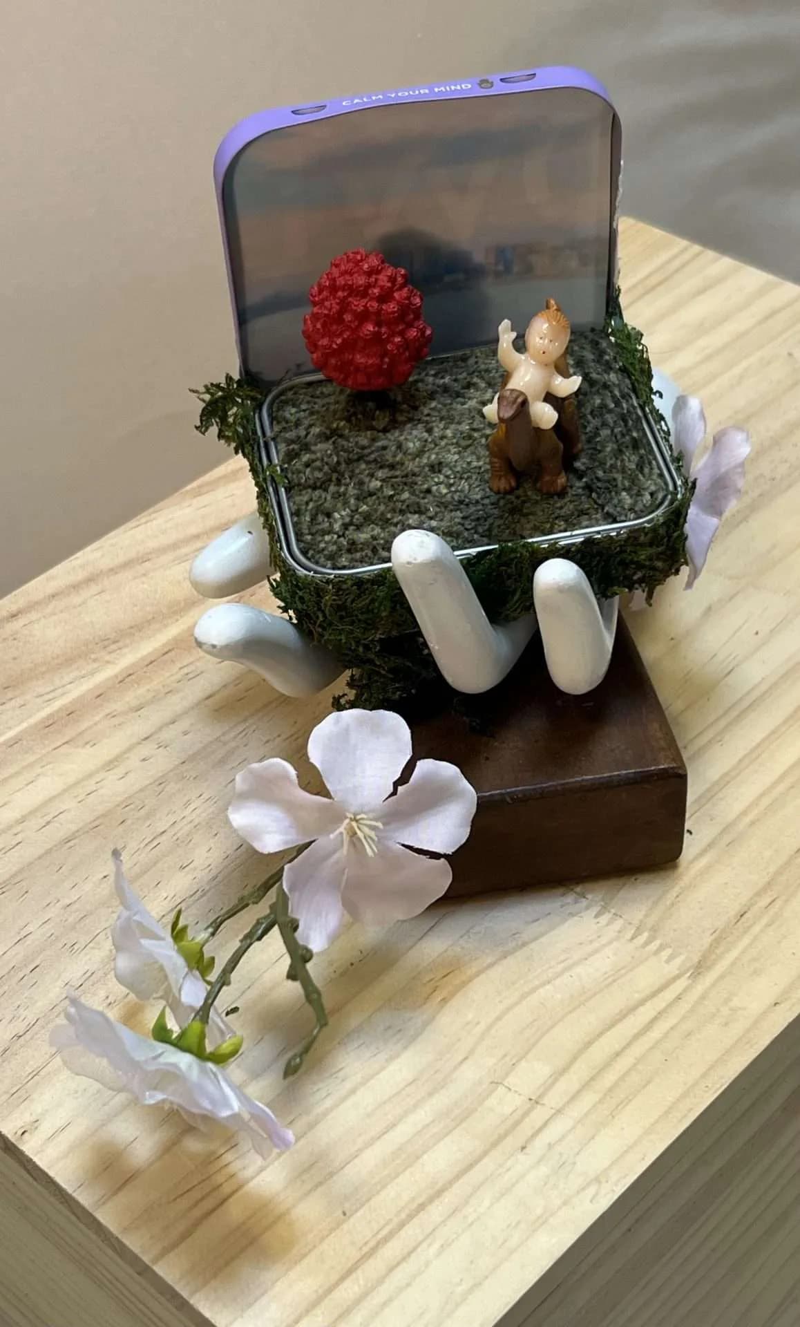 Hero artwork by Ellen Sturm Niz