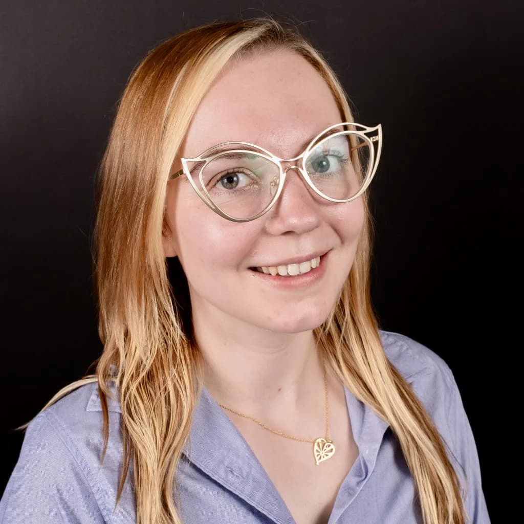 Hero artwork by Julianne Makes