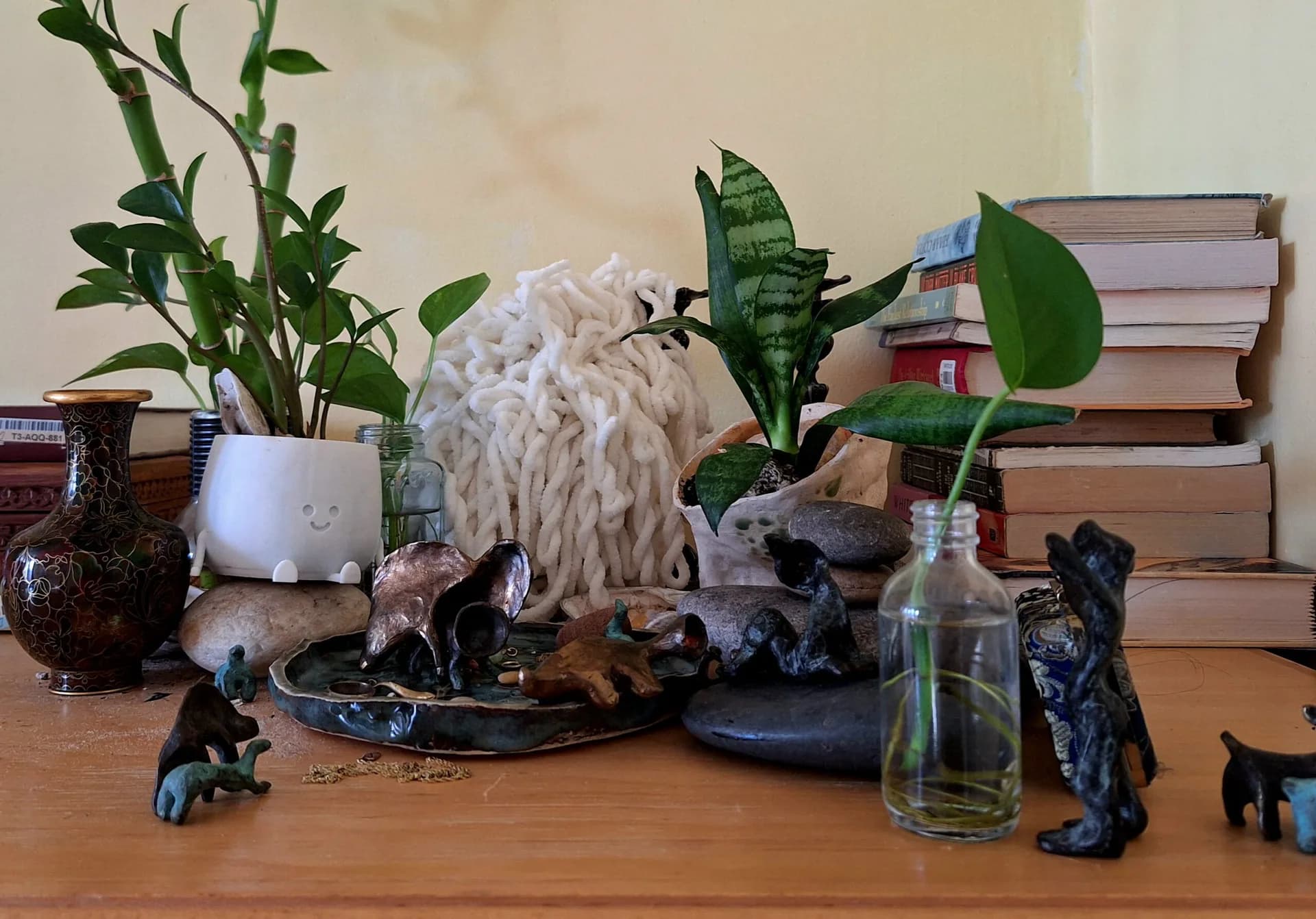 Artwork 02 by Lee Holodney