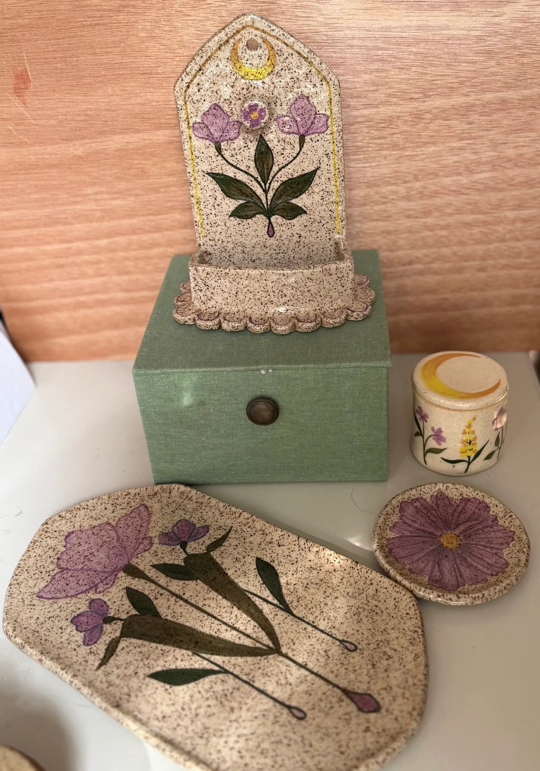 Hero artwork by Noelle Currie